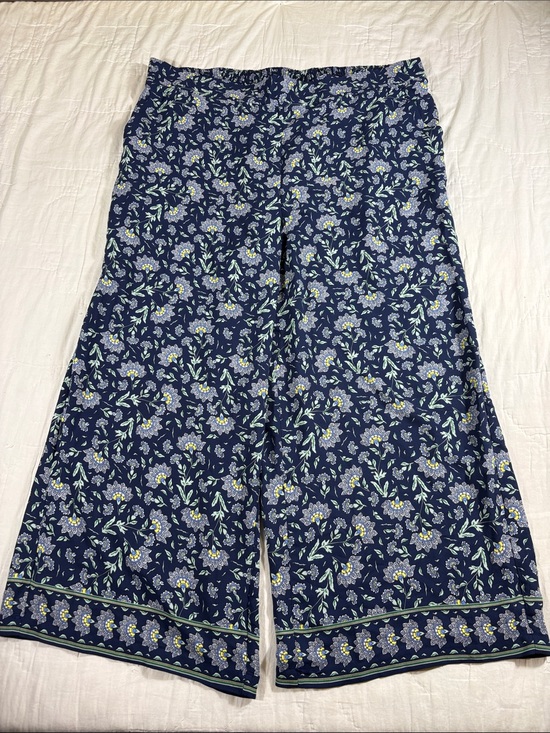Max Studio Pants - NWT Max Studio Plus Size 2X Navy Blue Floral Wide Leg Resortwear Palazzo Pants